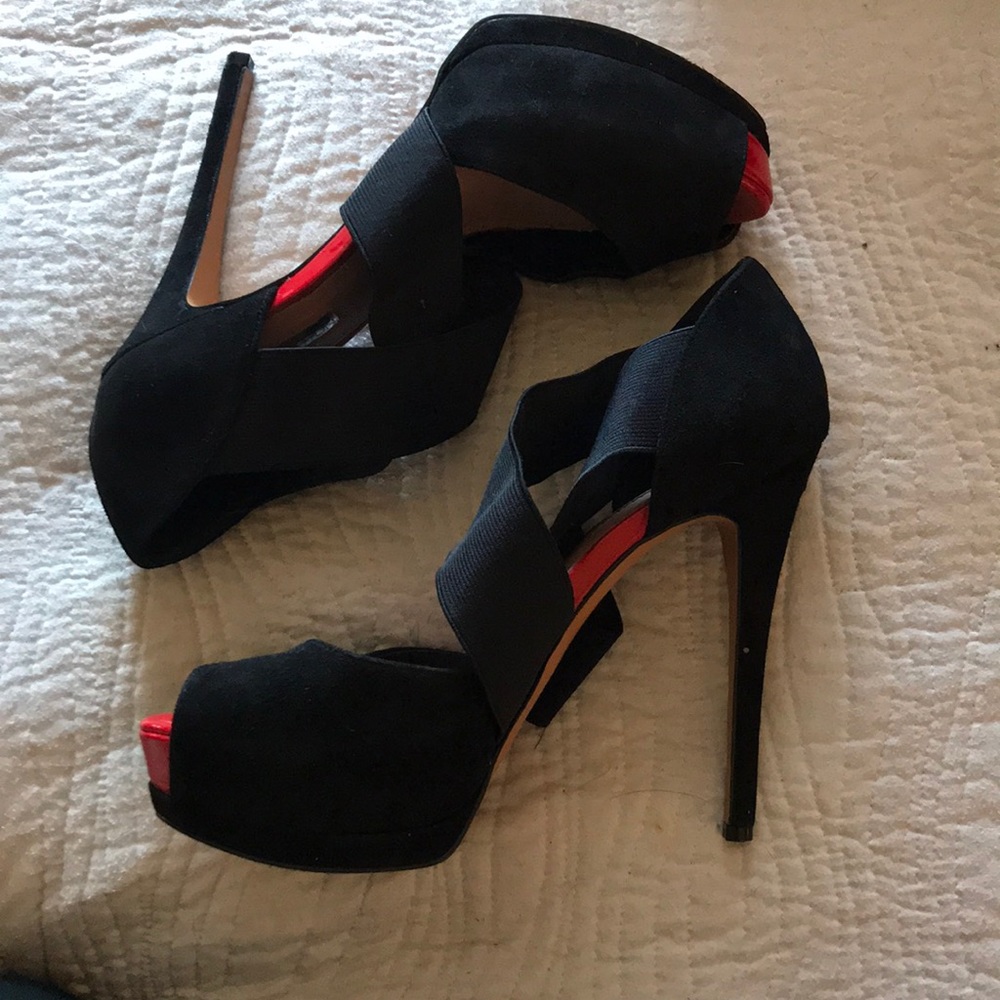 H by Halston- red and black heels